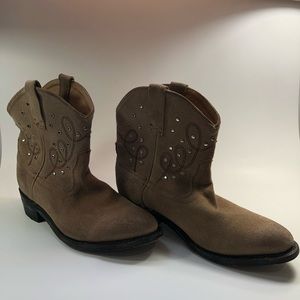 MIZ MOOZ Leather Cowboy Boot Ankle Boot Tan sz 7.5